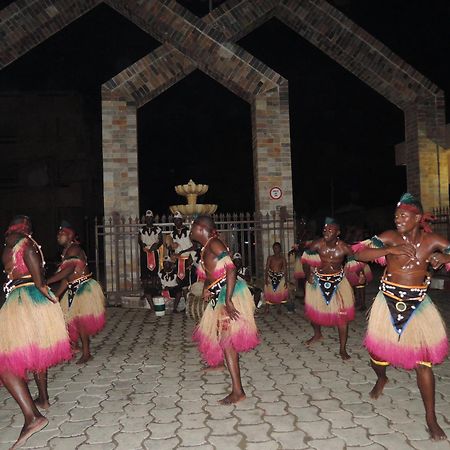 Bénin Royal Hôtel Cotonou Extérieur photo