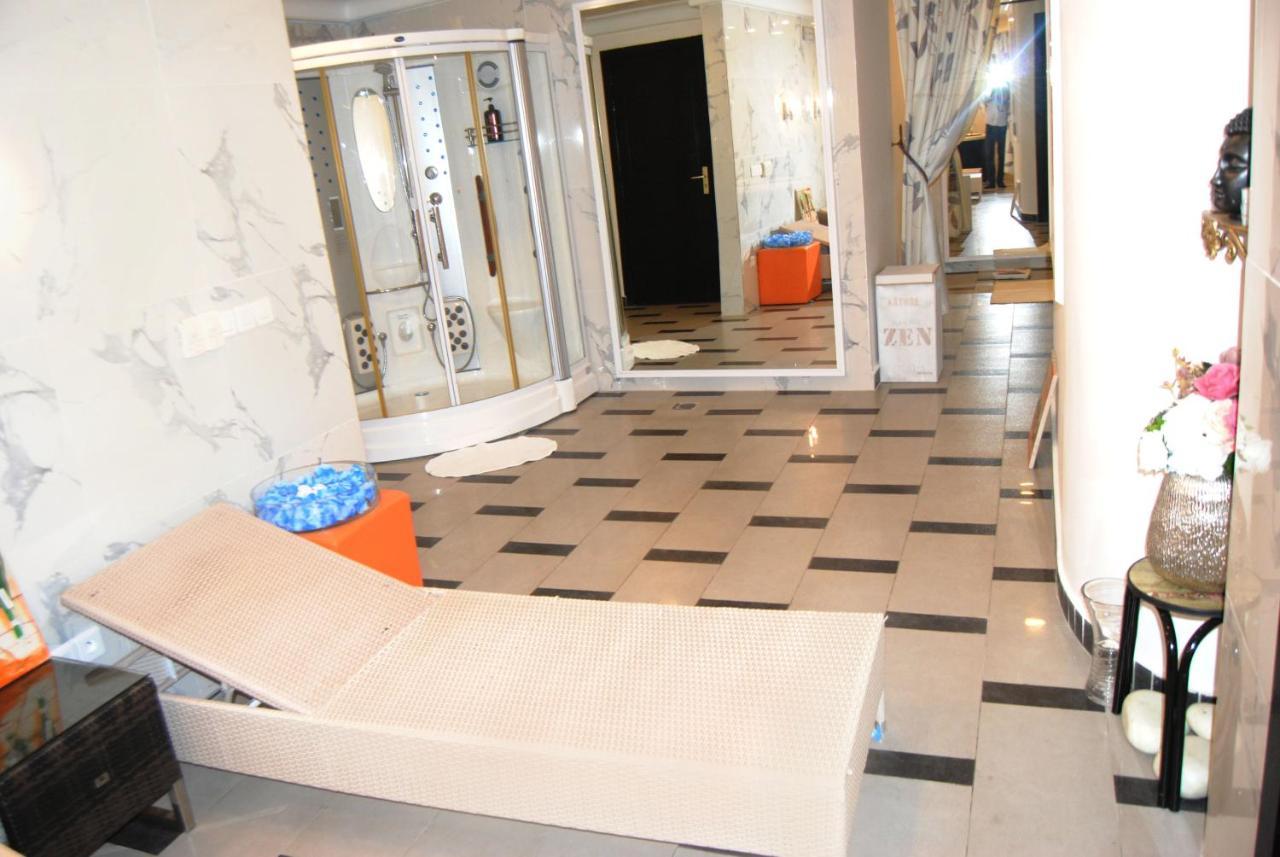 Bénin Royal Hôtel Cotonou Extérieur photo