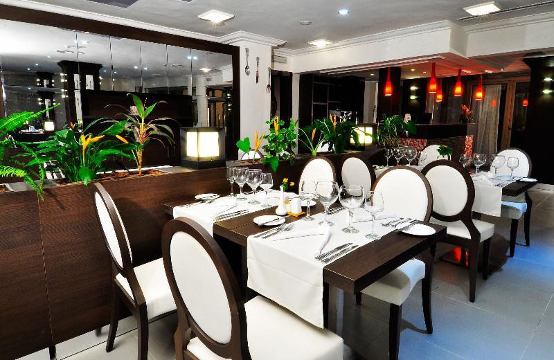 Bénin Royal Hôtel Cotonou Extérieur photo